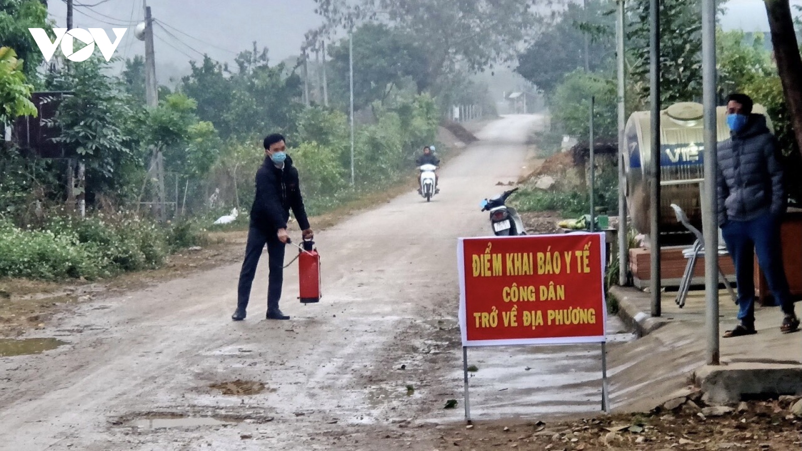 Hàng trăm người từ các khu công nghiệp và vùng dịch về Sơn La